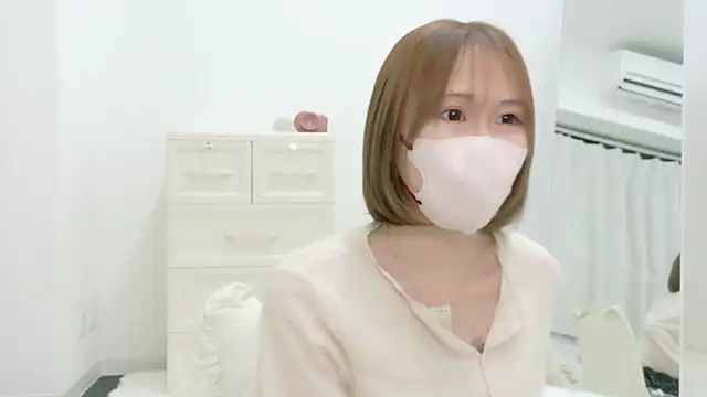 remuchan   online show from 04-29-26, 09:13