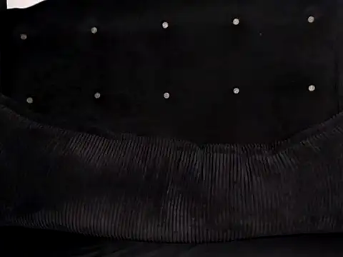 Snapshot of Enchantriss chatting on 07-06-26, 04:20 Enchantriss online show from 07-06-26, 04:20
