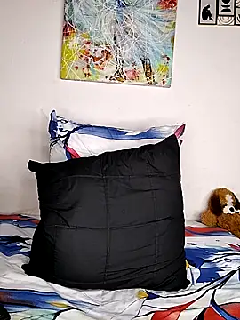 B-E Temptations online show from 04-22-26, 02:07