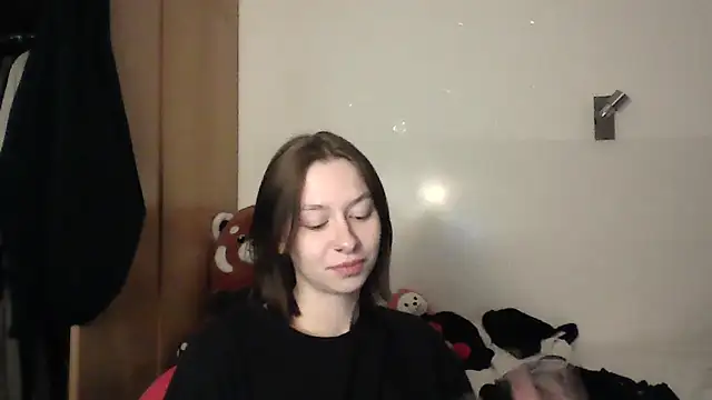 Snapshot of JuicyErika chatting on 05-07-26, 10:04 JuicyErika online show from 05-07-26, 10:04