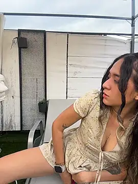 SinSirenXXX online show from 04-29-26, 01:15