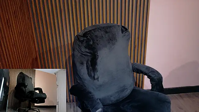 MissOffice  online show from 07-14-26, 11:38