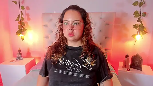 Snapshot of Samantha_Greey_ chatting on 07-08-26, 12:53 Samantha Greey online show from 07-08-26, 12:53