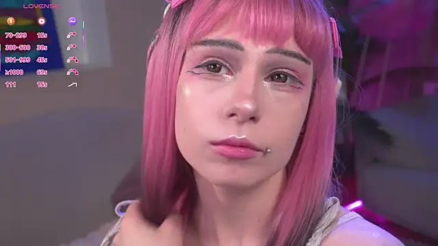 CosplayDream online show from 05-19-26, 06:20