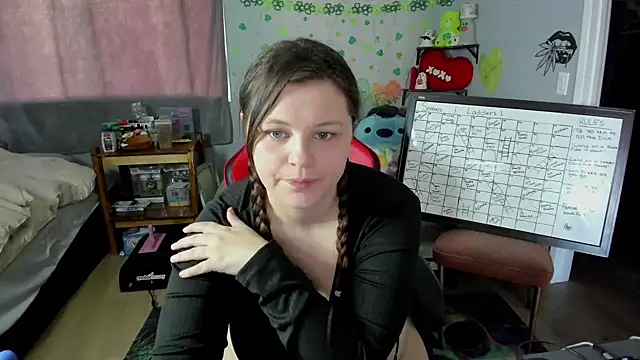 DelilaFields2 online show from 05-01-26, 05:28