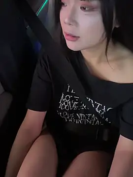 lilina520 online show from 05-19-26, 12:55