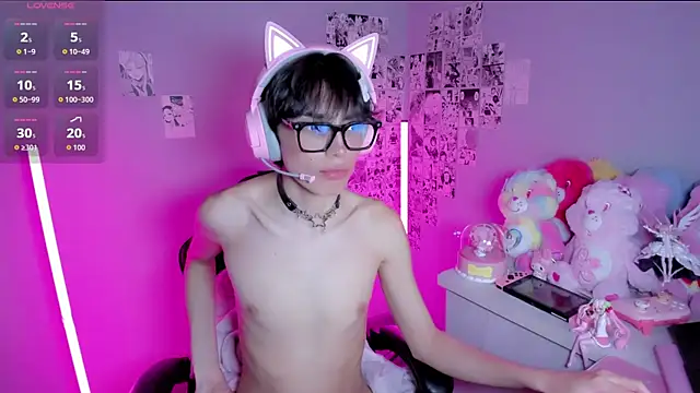 Sakura Kitty  online show from 07-10-26, 05:23