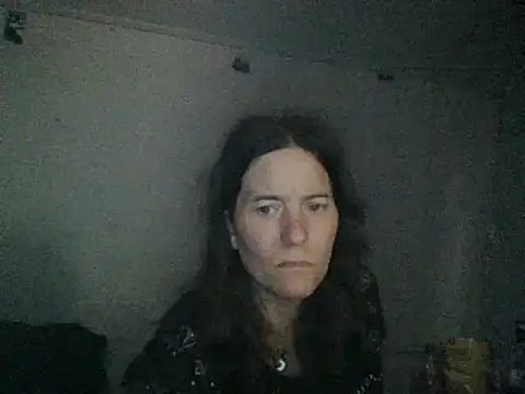 Mini83 online show from 05-04-26, 04:25