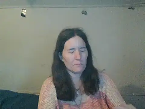 Mini83 online show from 05-08-26, 06:46