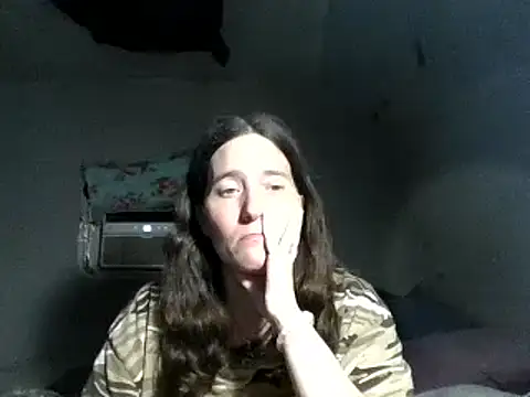 Mini83 online show from 06-03-26, 06:57