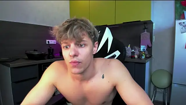 Snapshot of prince_nik chatting on 06-14-26, 10:06 prince nik online show from 06-14-26, 10:06