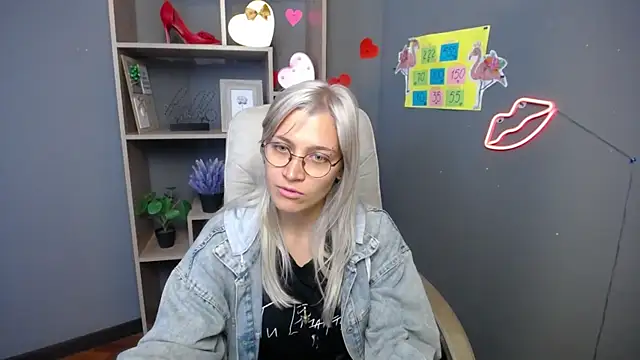 RubyDaviss online show from 05-06-26, 05:57