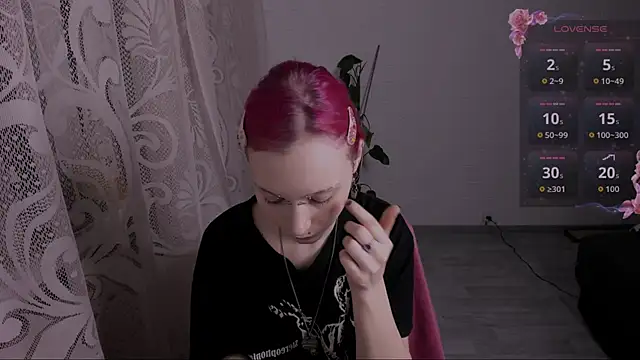 Snapshot of VikaViktoria chatting on 06-29-26, 09:04 VikaViktoria online show from 06-29-26, 09:04