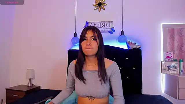 lizz cherry  online show from 05-01-26, 10:14