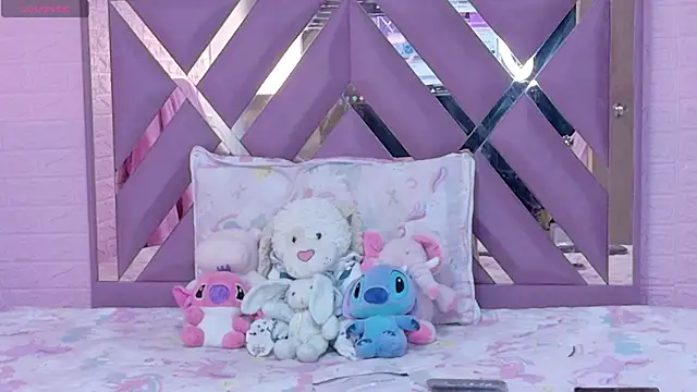 Snapshot of Lexy_Dumoun_ chatting on 06-03-26, 02:58 Lexy Dumoun online show from 06-03-26, 02:58