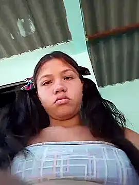 Snapshot of Pervertida15 chatting on 05-09-26, 02:44 Pervertida15 online show from 05-09-26, 02:44