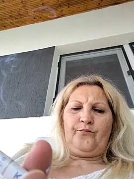 Divineblond online show from 04-03-26, 12:58