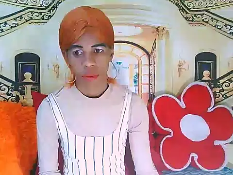 Snapshot of EbonySweetPeach chatting on 05-06-26, 05:46 EbonySweetPeach online show from 05-06-26, 05:46