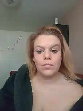 Maryquenn online show from 05-20-26, 07:58