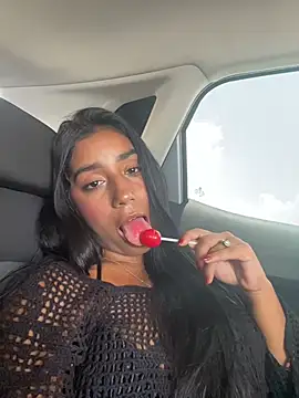 SaryJonex online show from 05-14-26, 05:20