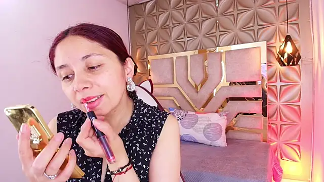 Snapshot of stephaniesun_ chatting on 06-13-26, 12:25 stephaniesun online show from 06-13-26, 12:25