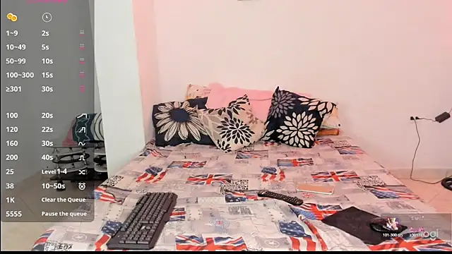 lolacute69  online show from 06-17-26, 03:02