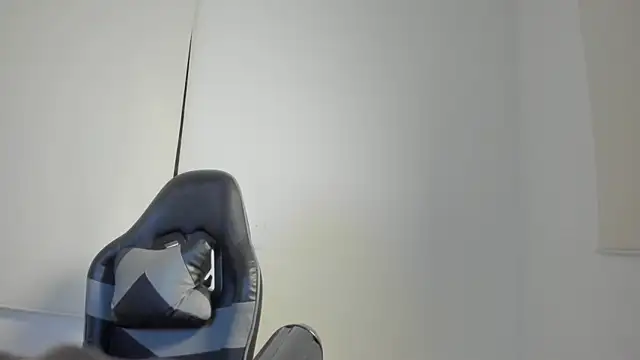 Snapshot of celeste_hatman chatting on 06-11-26, 02:22 celeste hatman online show from 06-11-26, 02:22