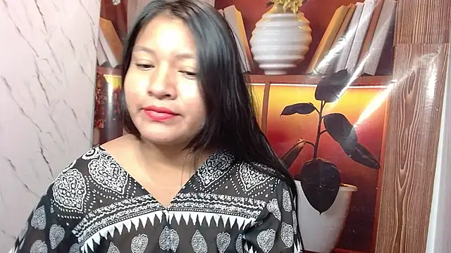 Sol vannesa online show from 05-17-26, 05:16