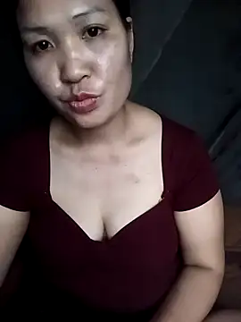 Snapshot of Beola-mi chatting on 05-09-26, 10:42 Beola-mi online show from 05-09-26, 10:42