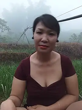 Snapshot of Beola-mi chatting on 06-15-26, 11:07 Beola-mi online show from 06-15-26, 11:07