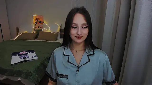 JulietteMonli online show from 06-29-26, 07:14
