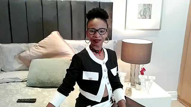 Snapshot of Miss-Erotic-Narcotic chatting on 05-21-26, 08:49 Miss-Erotic-Narcotic online show from 05-21-26, 08:49