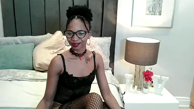 Snapshot of Miss-Erotic-Narcotic chatting on 06-04-26, 09:32 Miss-Erotic-Narcotic online show from 06-04-26, 09:32