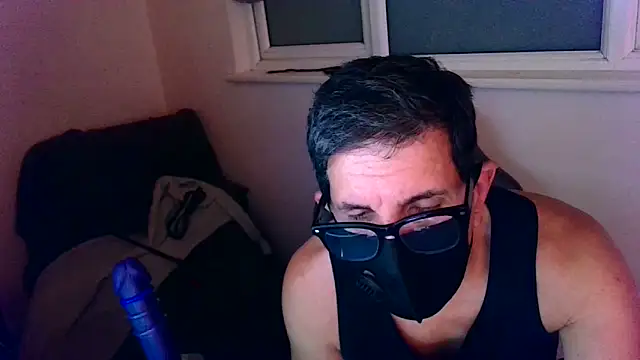 Snapshot of maskedilf chatting on 05-24-26, 11:54 maskedilf online show from 05-24-26, 11:54