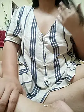 Aayaat   online show from 07-28-26, 11:50