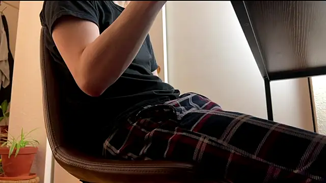 Yourgoodboy j online show from 04-27-26, 02:31