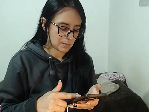 Snapshot of ASHLEYLOVE11 chatting on 07-16-26, 02:12 ASHLEYLOVE11 online show from 07-16-26, 02:12