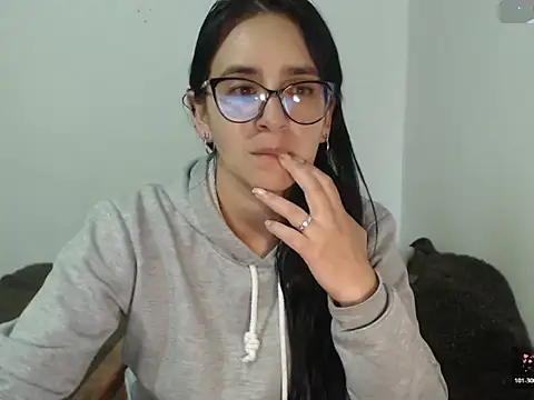 Snapshot of ASHLEYLOVE11 chatting on 07-23-26, 05:11 ASHLEYLOVE11 online show from 07-23-26, 05:11