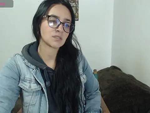 Snapshot of ASHLEYLOVE11 chatting on 07-27-26, 02:35 ASHLEYLOVE11 online show from 07-27-26, 02:35