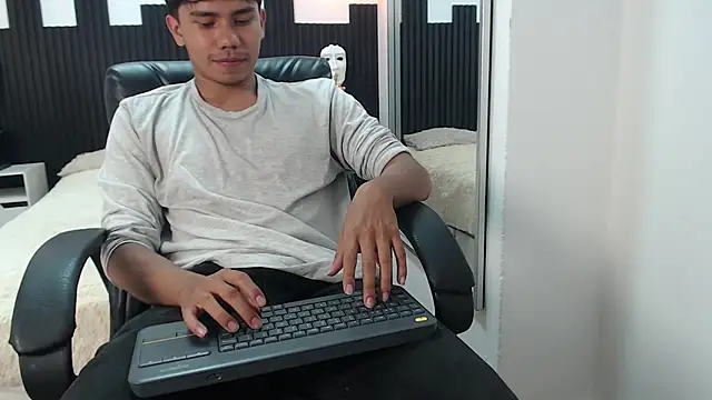 Jack Ryan26 online show from 04-24-26, 07:49