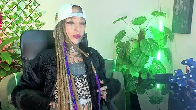 Lucy Doll8 online show from 06-20-26, 11:18
