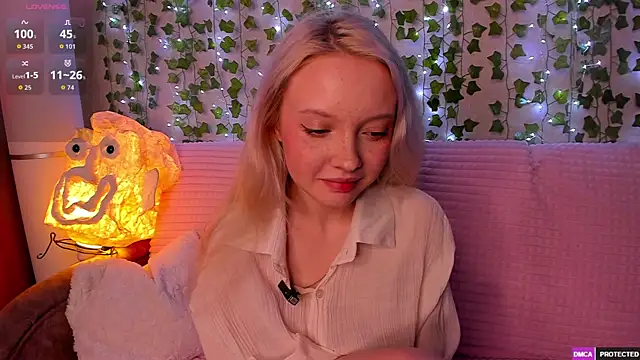  CloudNine  online show from 05-18-26, 04:40