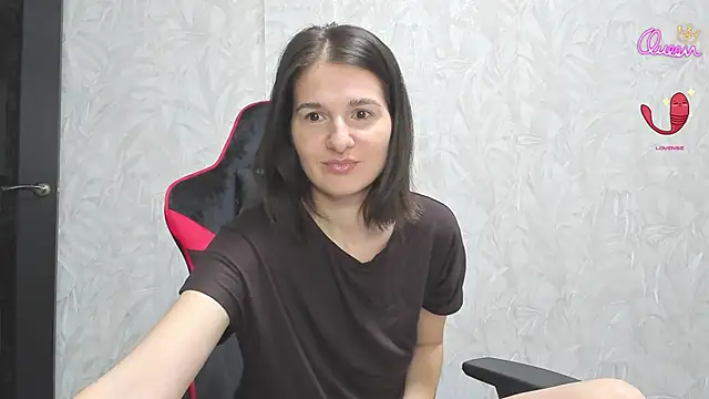 Snapshot of KetrinaEll chatting on 05-15-26, 05:25 KetrinaEll online show from 05-15-26, 05:25