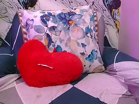 hot-saanvi online show from 06-04-26, 04:29