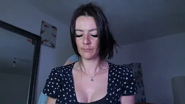 Snapshot of missydiorr10 chatting on 05-08-26, 06:52 missydiorr10 online show from 05-08-26, 06:52