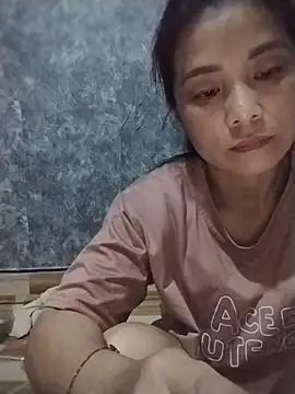 Snapshot of Onie116 chatting on 06-23-26, 01:53 Onie116 online show from 06-23-26, 01:53