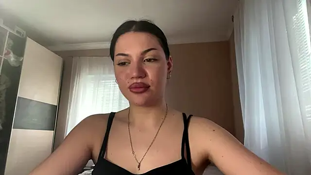 CrystalMuze online show from 04-29-26, 01:48