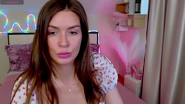 MicheleSantiago online show from 04-28-26, 07:57