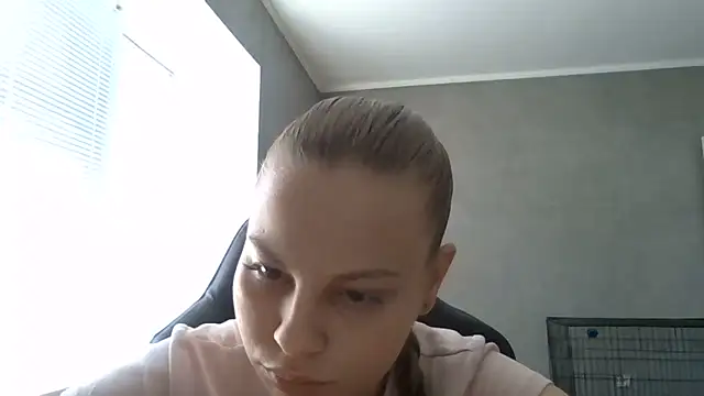 Snapshot of _Linsyy_ee_ chatting on 06-12-26, 08:57 Linsyy ee online show from 06-12-26, 08:57