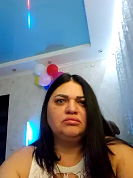 -CUTE-EVVIL- online show from 04-25-26, 07:33